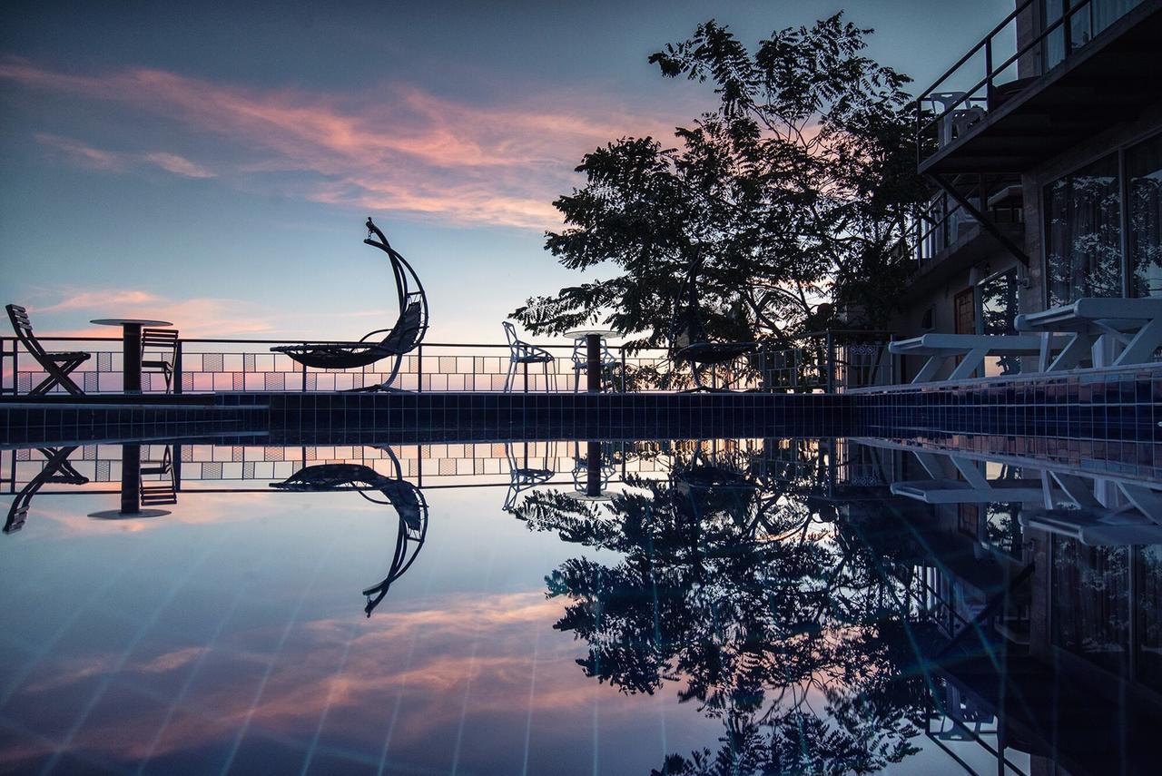 The Resort Angel Hill Ban Khanan Chit Buitenkant foto