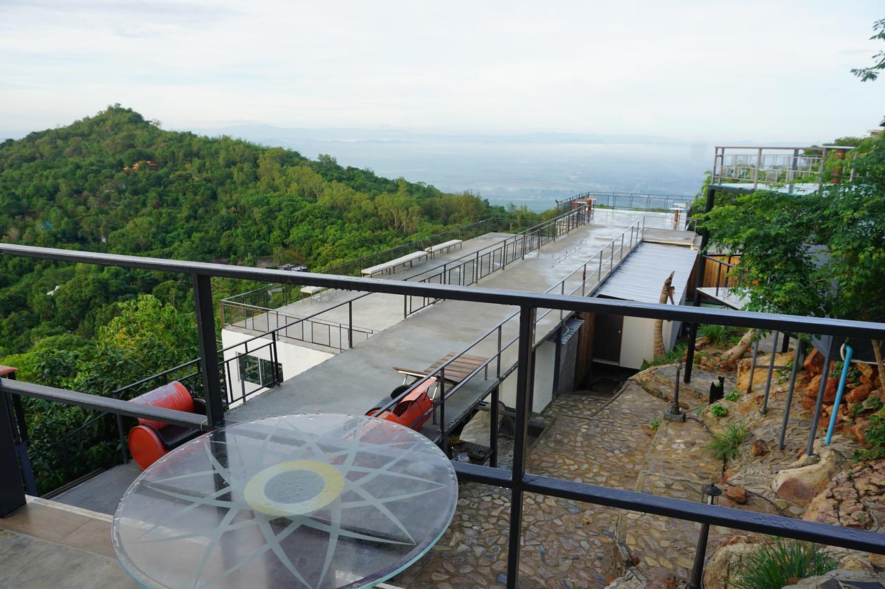 The Resort Angel Hill Ban Khanan Chit Buitenkant foto